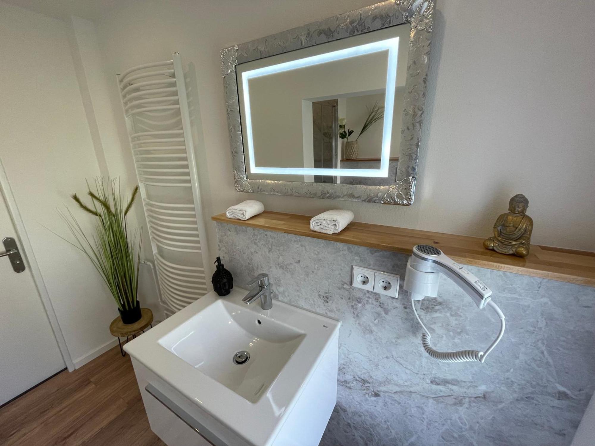Bergstadt Apartment Lautenthal ,Modern, Stylisch, Geraeumig Buitenkant foto